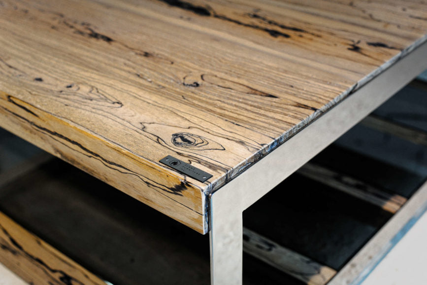Club Table